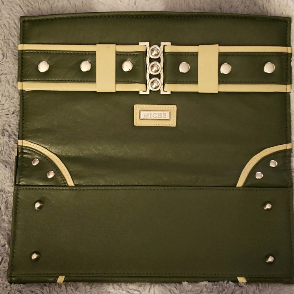 Miche vintage magnetic purse cover. Cover was never used.
